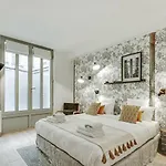 Pick A Flat's In Louvre Saint Honore *