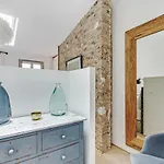 Pick A Flat's In Louvre Saint Honore 파리