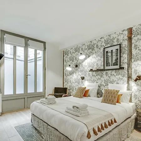 Pick A Flat's In Louvre Saint Honore *