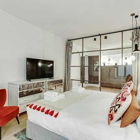 Pick A Flat's In Louvre Saint Honoré París