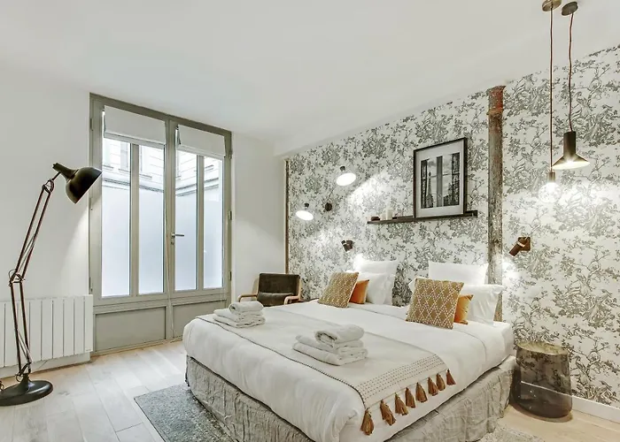 Pick A Flat's In Louvre Saint Honore *